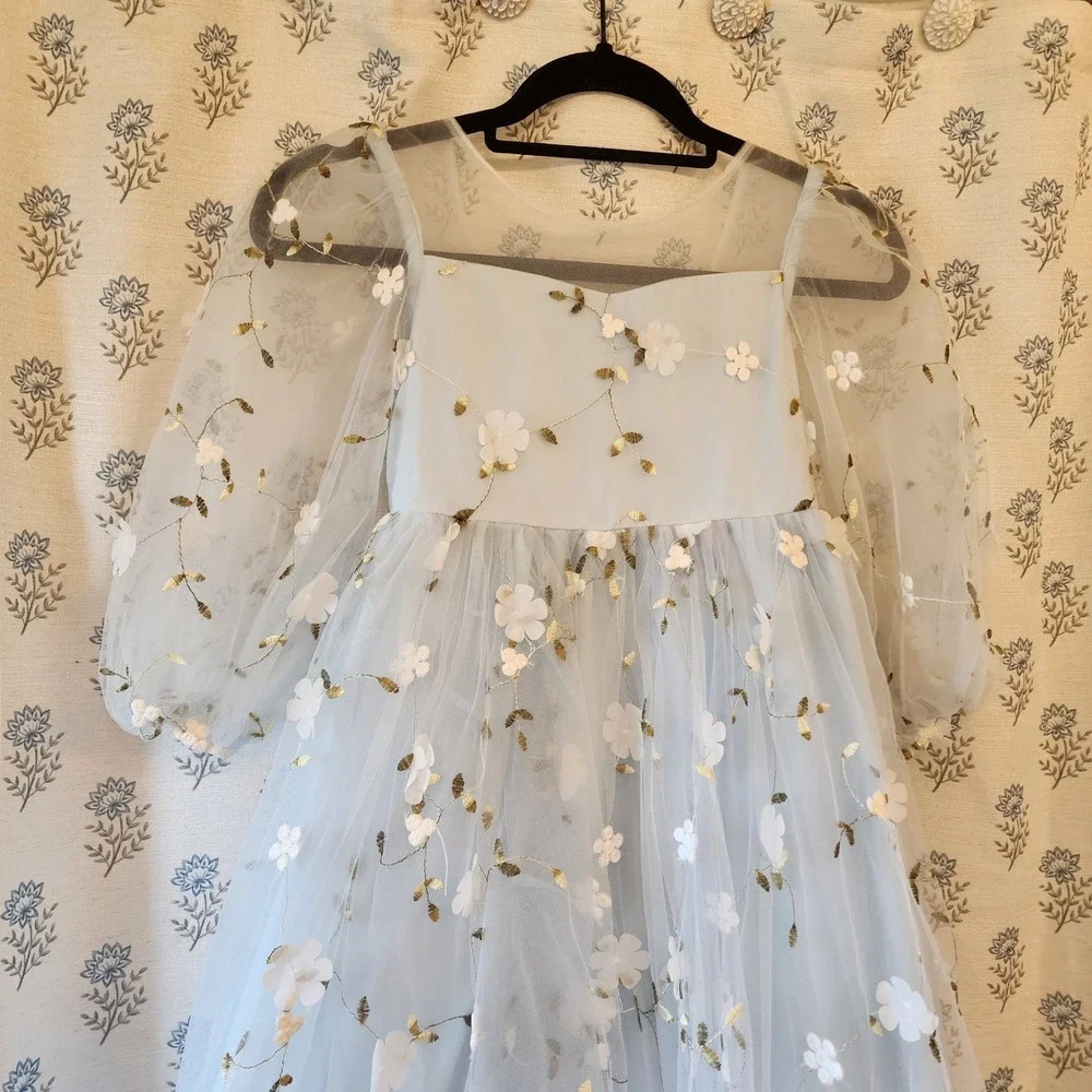 Azazie flower girl